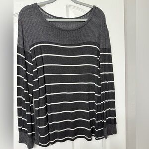 Hazel Women's Size XL Charcoal Grey Striped Waffle Knit Lightweight Sweater Top